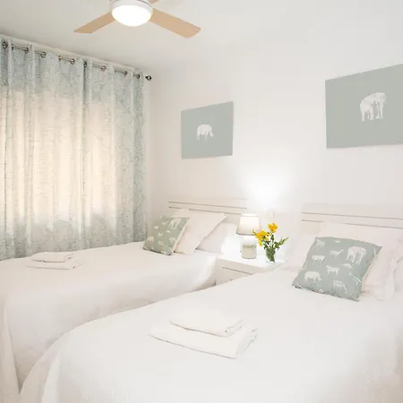 Escapada De Ensueno - Puerto Deportivo * Fuengirola