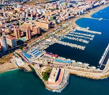 Escapada De Ensueno - Puerto Deportivo * Fuengirola